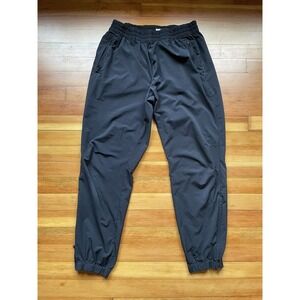 TNA Aritzia Joggers Womens Size Large Black Zipper Pocket
